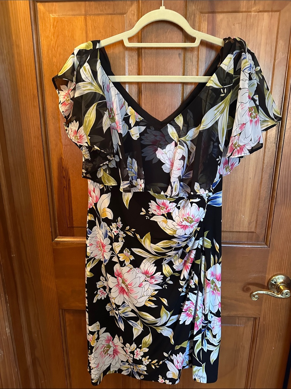 connected apparel Black Floral V-Neck Midi Dress